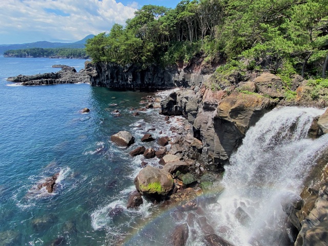 城ヶ崎海岸-対島の滝