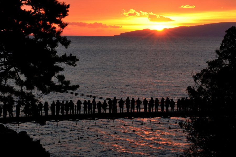 早朝・夕暮れ・真夜中に！伊東のインスタ映えスポットはここ